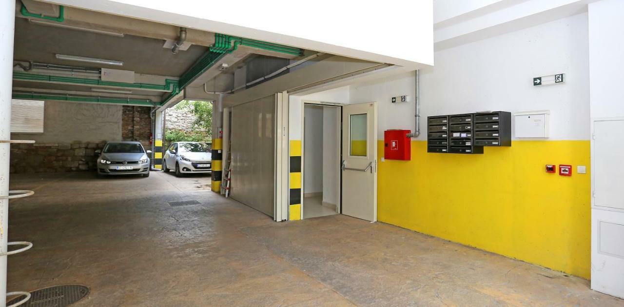Luxury Apts Leone Split Centre Extérieur photo